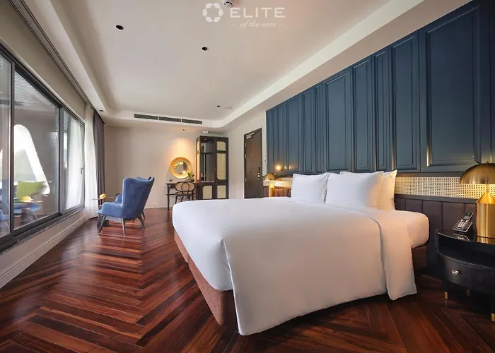Elite Of The Seas Ha Long