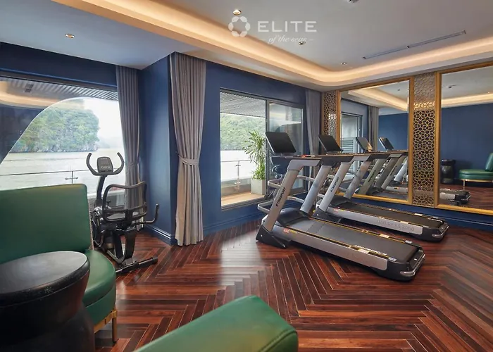 Elite Of The Seas 5* Hạ Long
