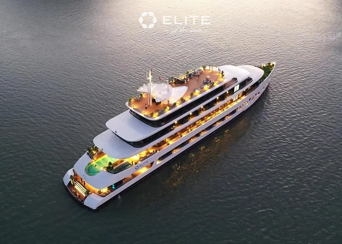 Elite Of The Seas Botel 5*